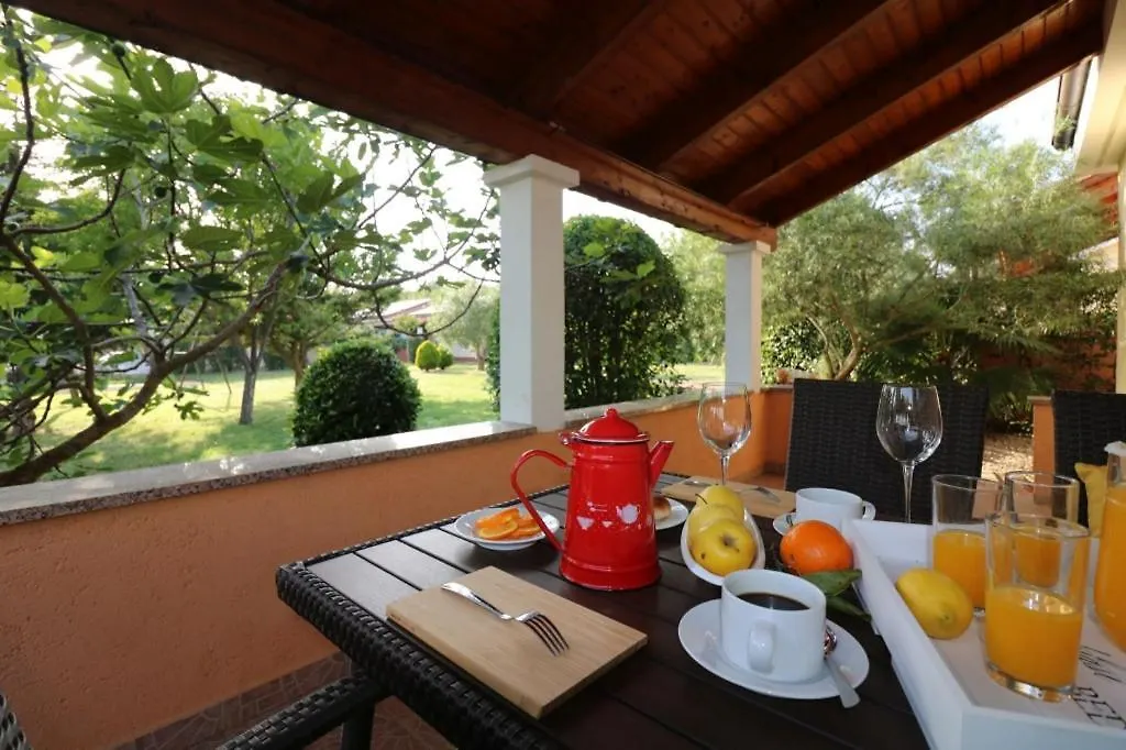 Bungalow Porec  Ferienhaus