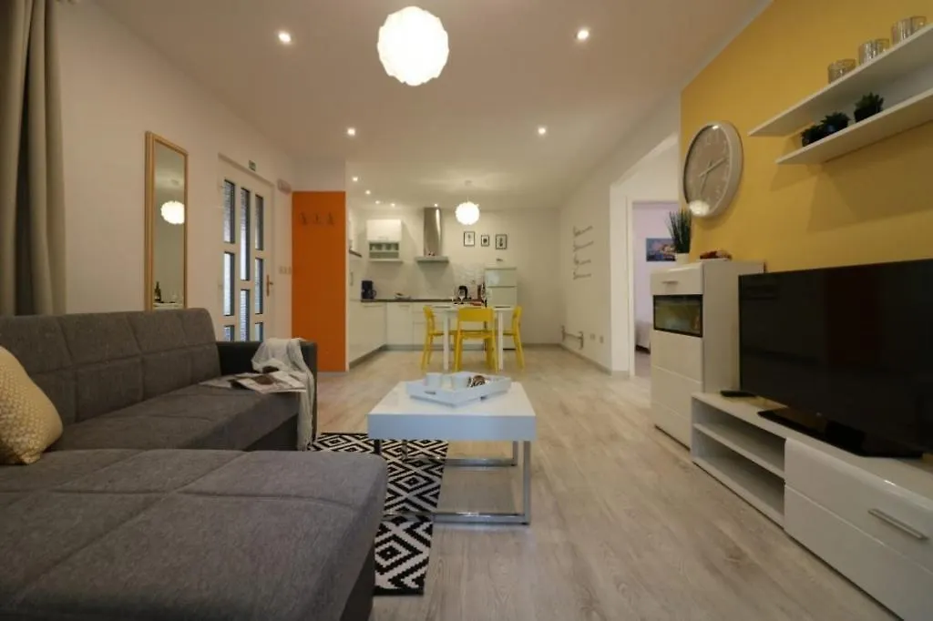 Ferienhaus Bungalow Porec  Kroatien